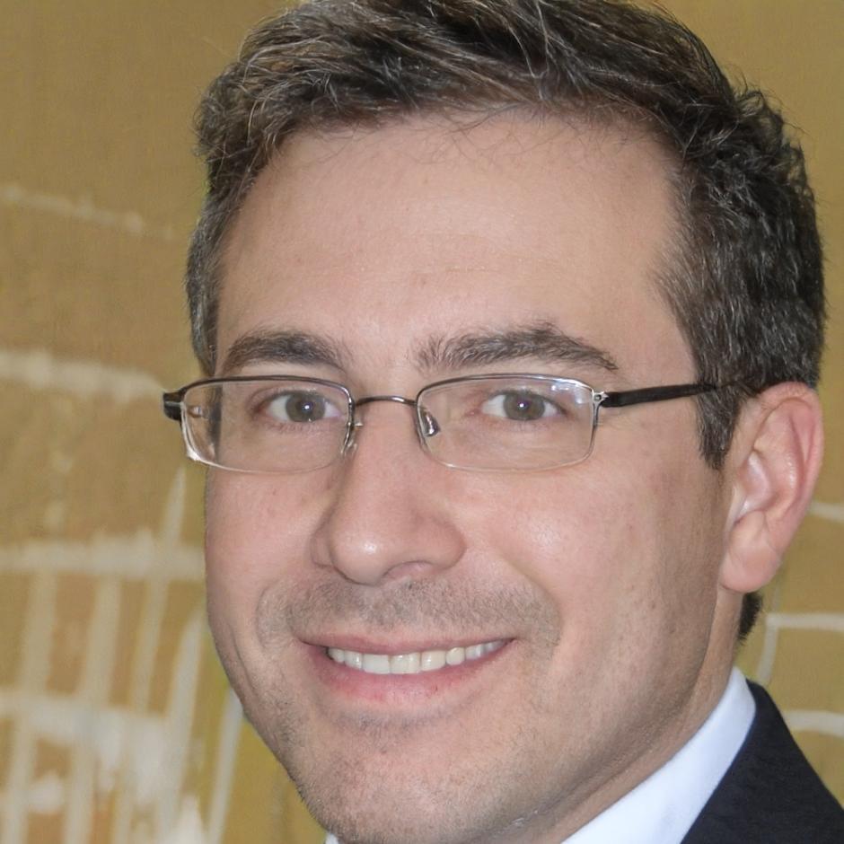 Portrait professionnel d'un analyste financier diplômé